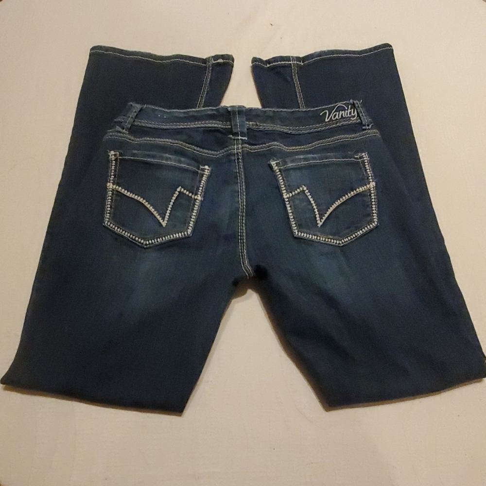 Jeans - Picture 2 of 3